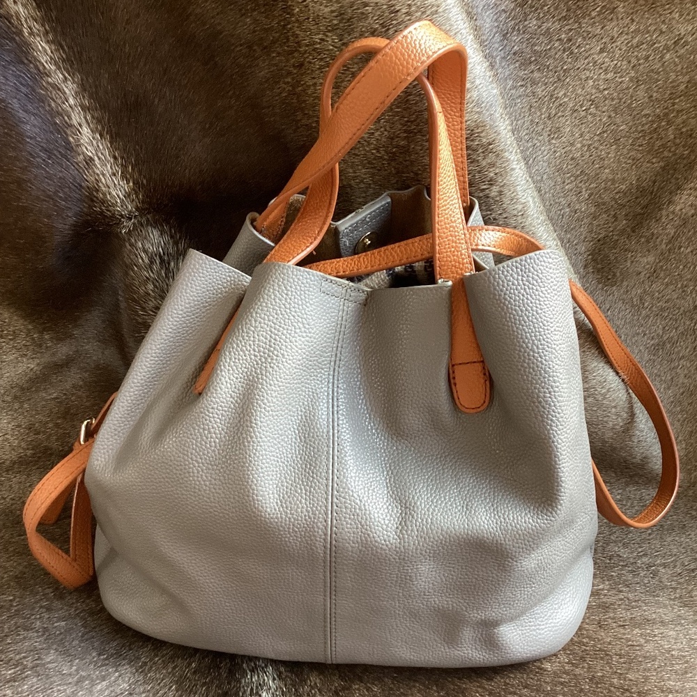 Beautiful Genuine Pebbled Leather Top Handle Tote/Crossbody Handbag🦋
